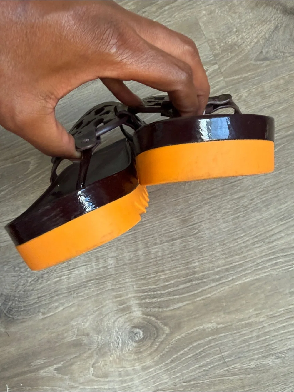 TORY BURCH MILLER CLOUD LUG FLIP FLOP IN PLUM / ORANGE CITRINE 6